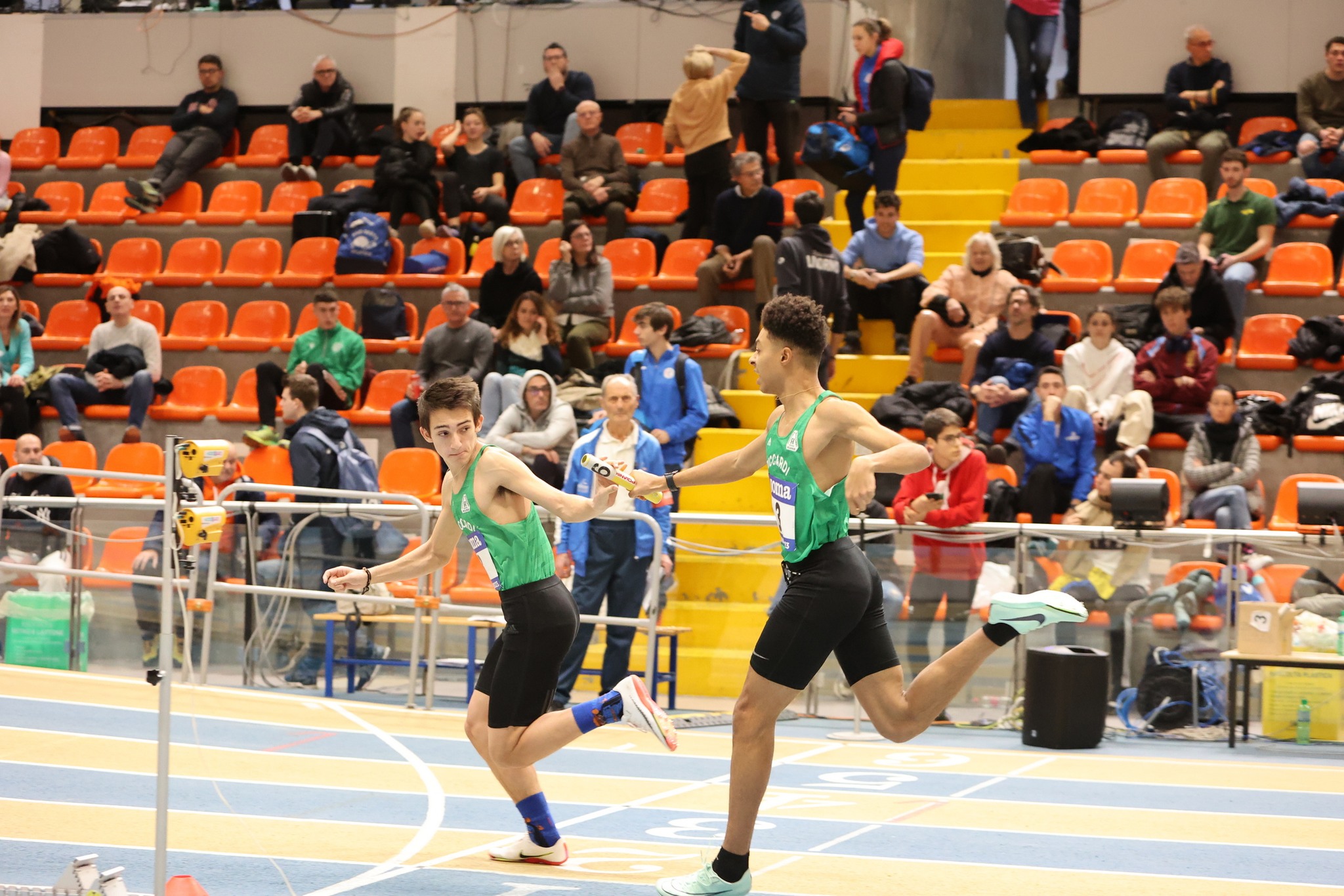 4x200 Juniores M Riccardi cambio Inzoli Cagliero